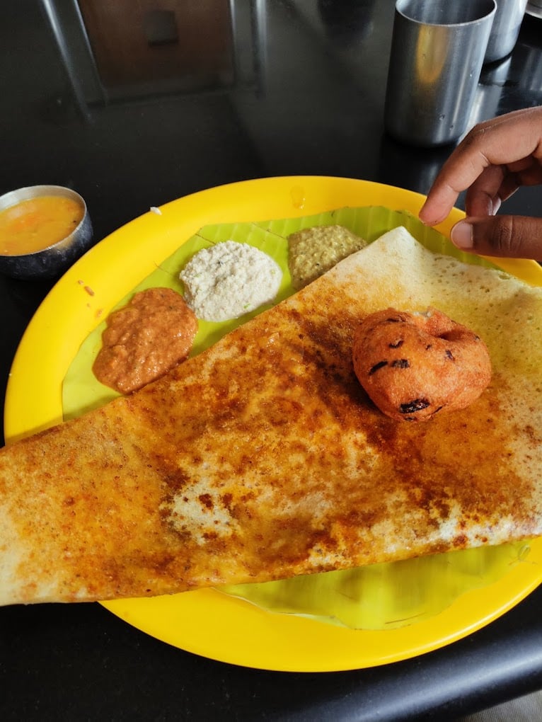 Hotel Salem Saravana Bavan Pure Veg A/C - 2