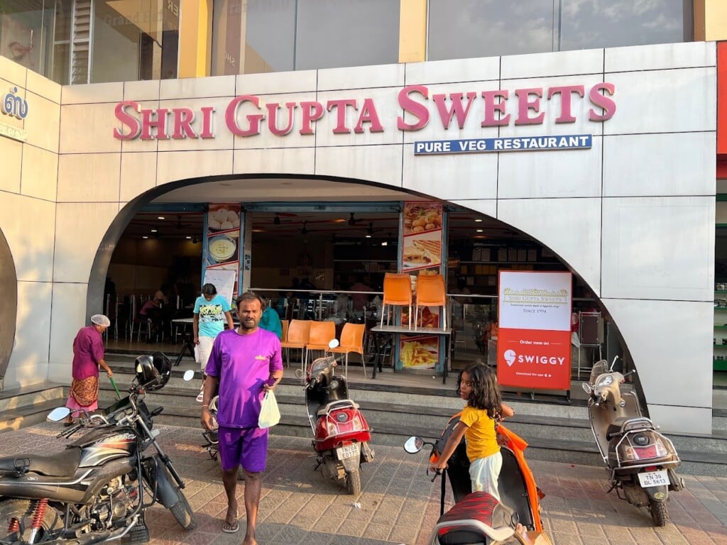 Shri Gupta Sweets - Seelanaiyakanpatty