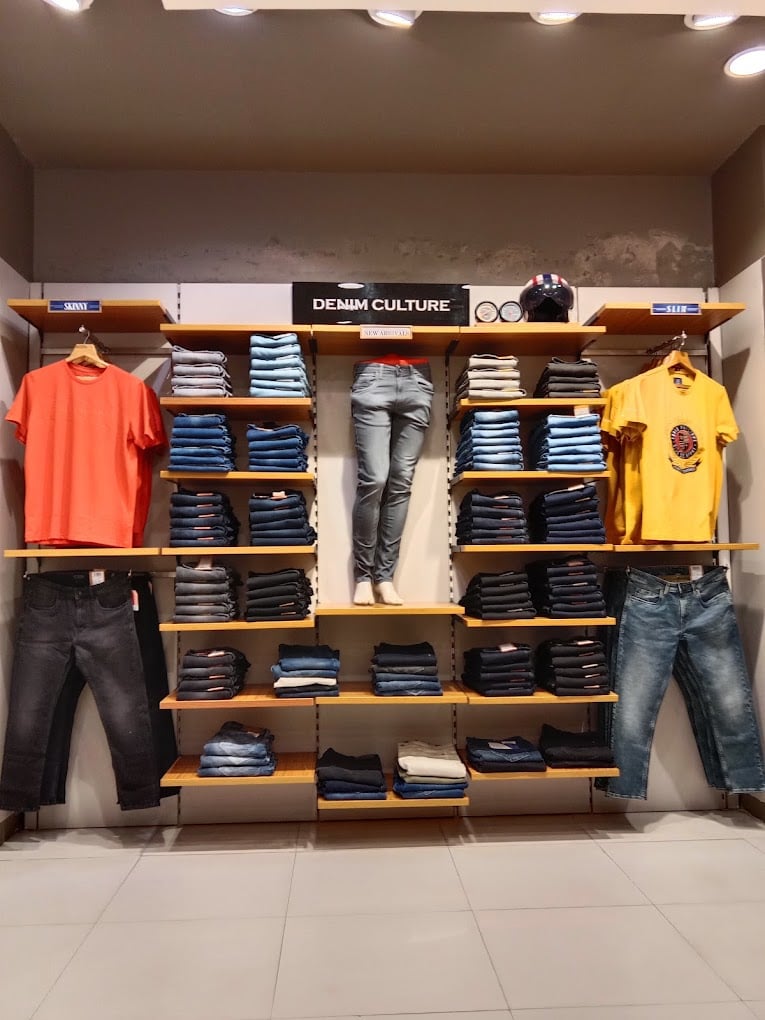 Planet Fashion Salem - 2