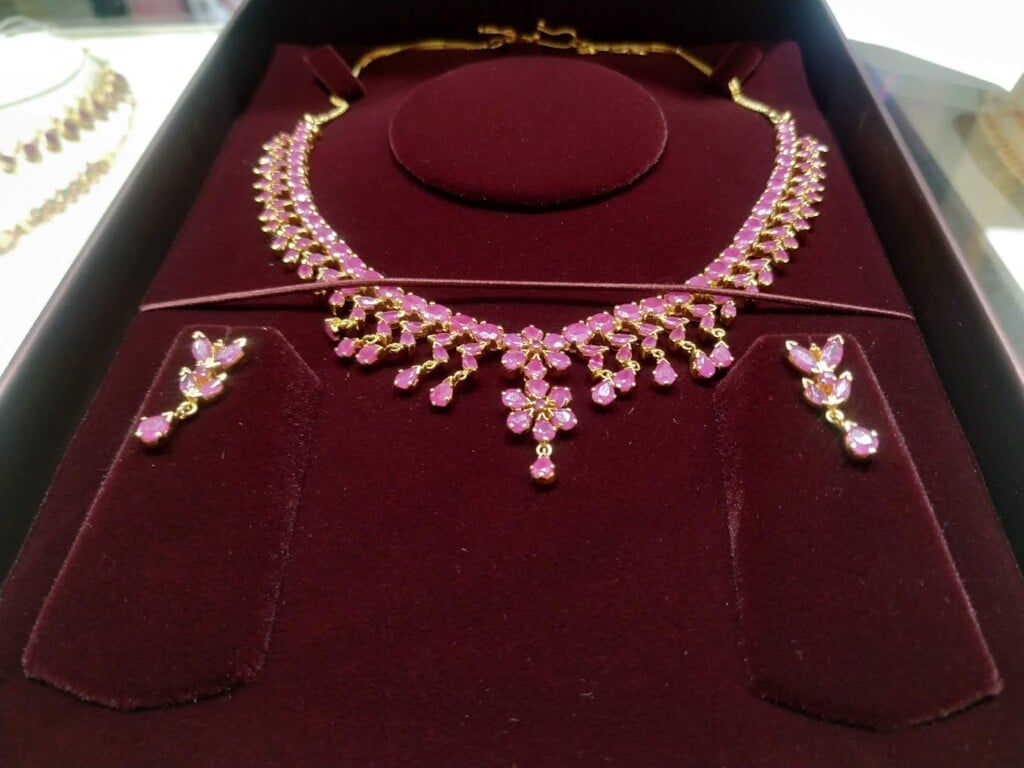 Tanishq Jewellery - Salem - Omalur Main Road - 3