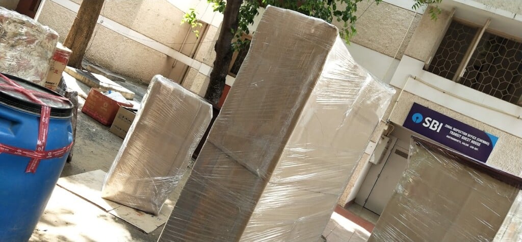 Suresh Packers and Movers | Best Packers and Movers in Salem - 2
