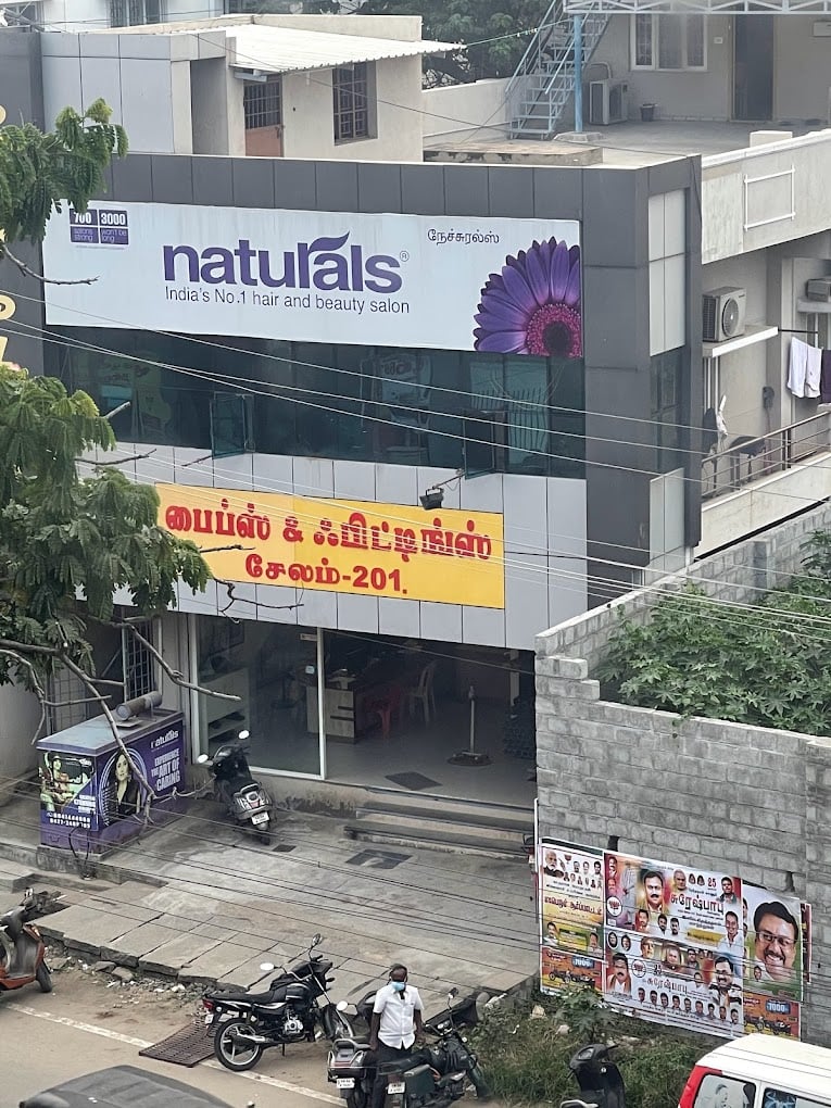 Naturals Salon & Spa Seelanaickenpatty