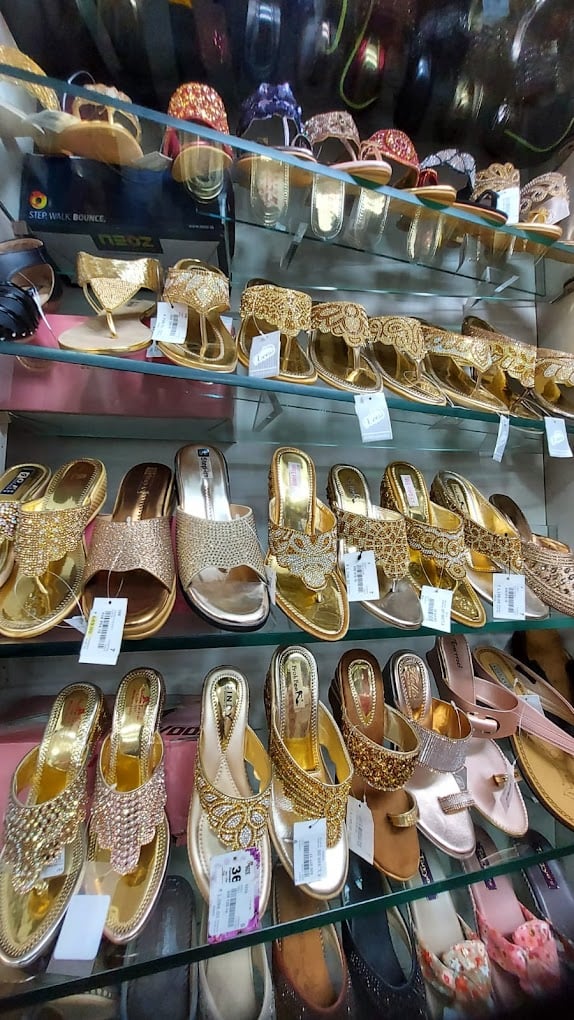 XCLENT FOOTWEAR & BAG - 2