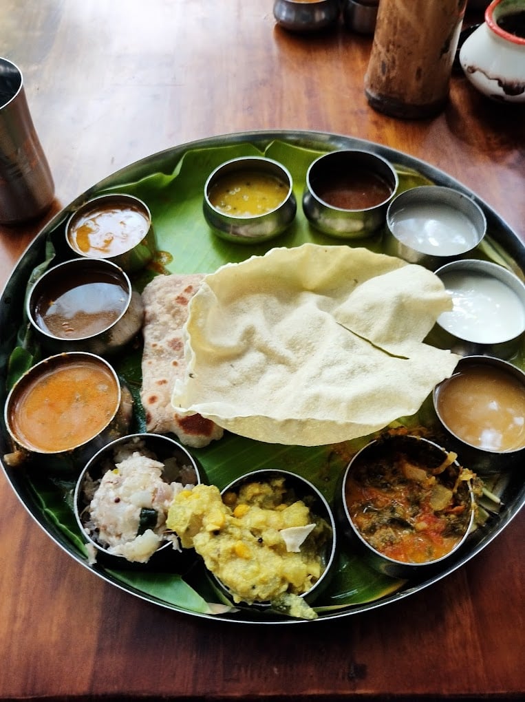 HI-FI VEG GARDEN RESTAURANT - 3