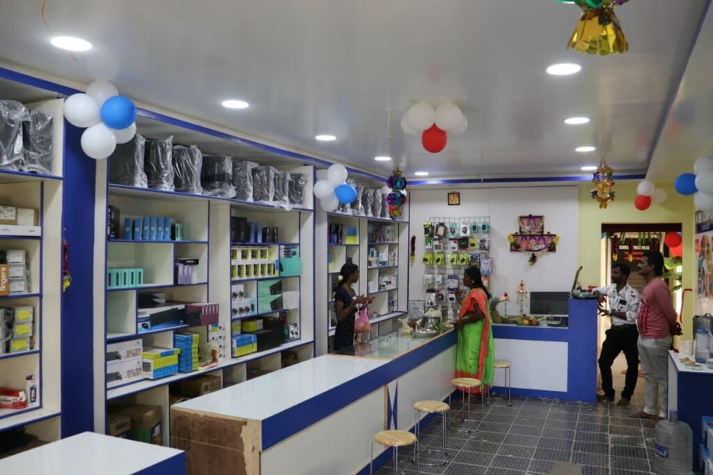 A One Computer Technologies - 4