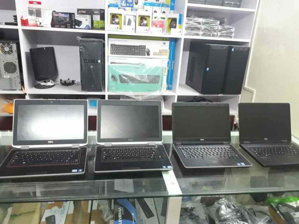 SR Computers