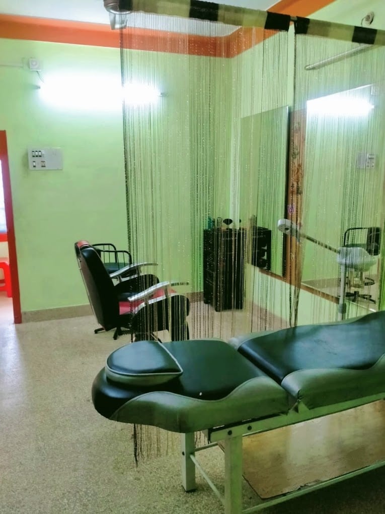 Humaise Ladies Beauty Salon - 3