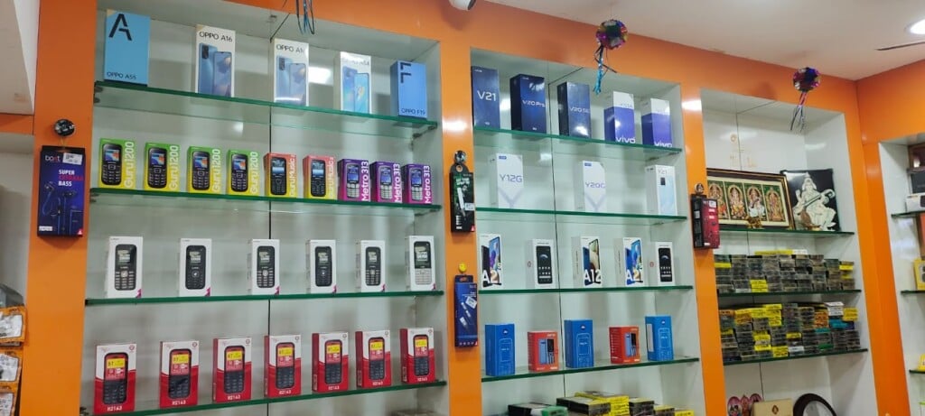 RAJA MOBILE WORLD - 3