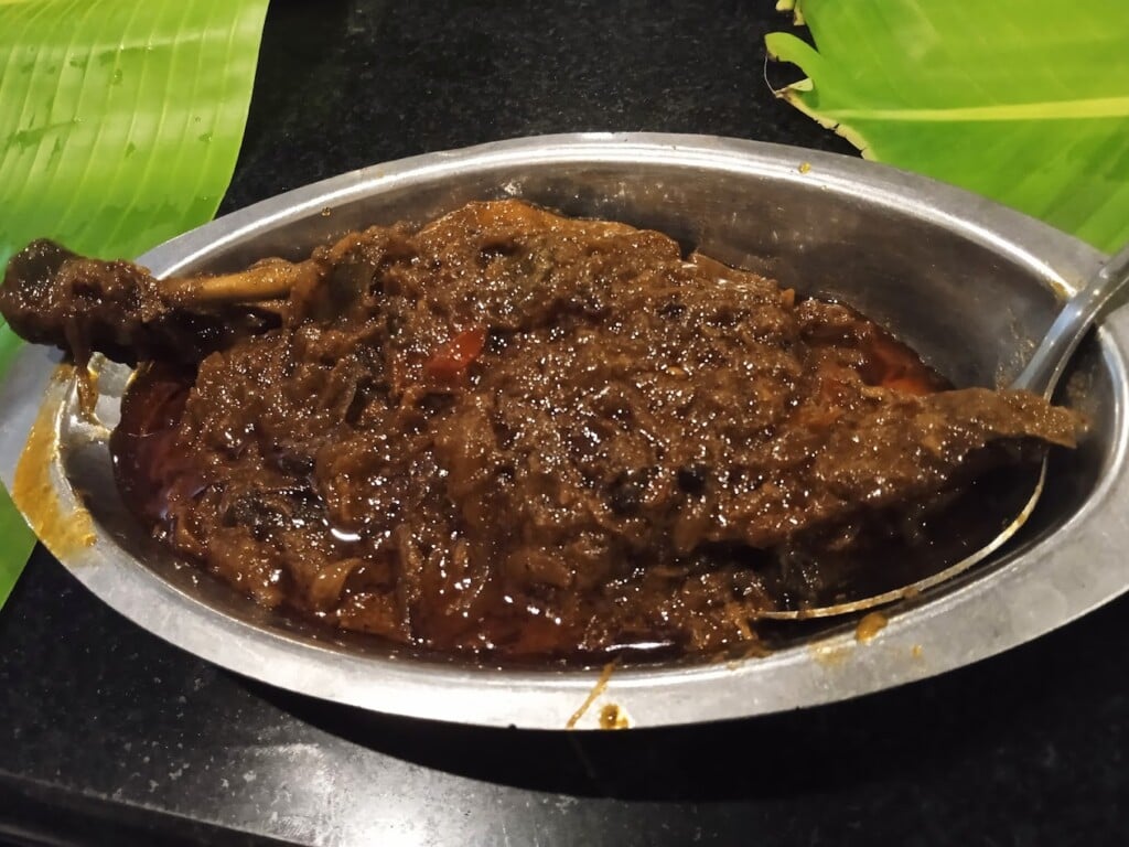 Vaira Maaligai Restaurant - 2