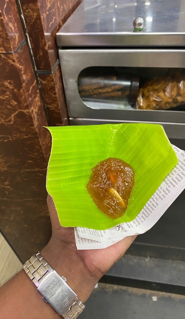 Santhi Sweets Tirunelveli - 2