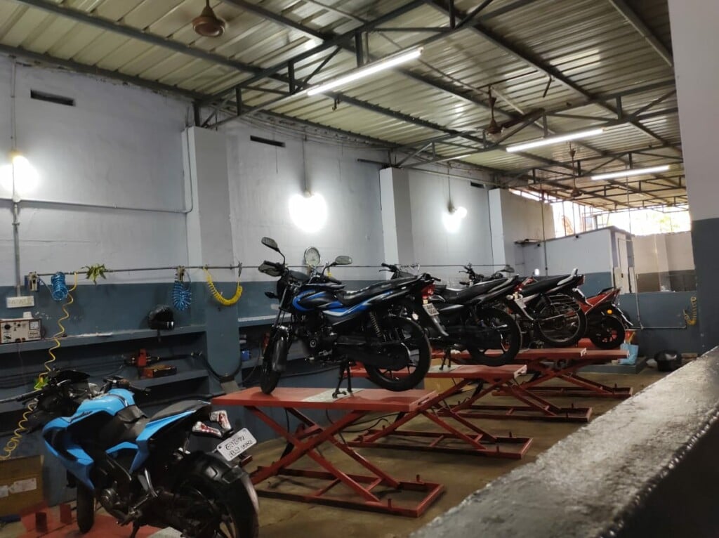 Sri Balaji Two Wheeler Works (Spares & Service) - 3
