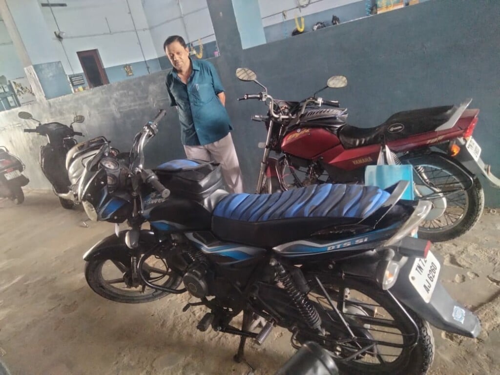 Sri Balaji Two Wheeler Works (Spares & Service) - 4