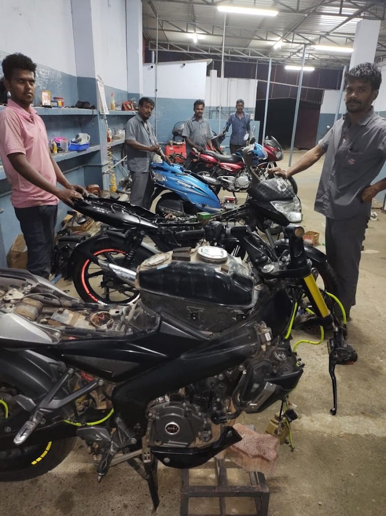 Sri Balaji Two Wheeler Works (Spares & Service) - 5
