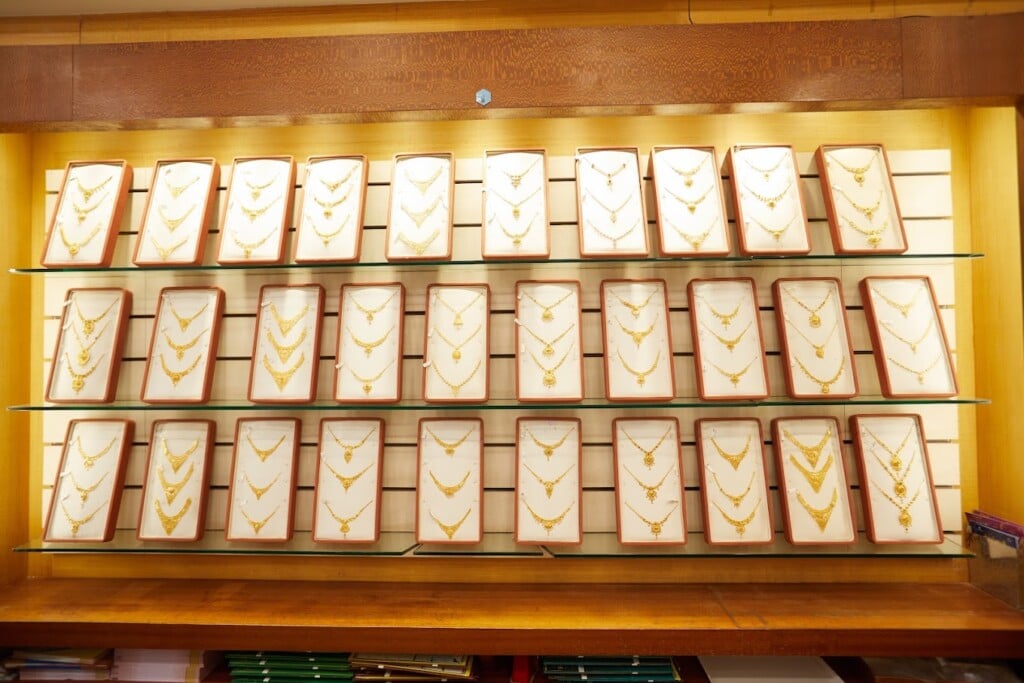 Alagar Jewellers - 3