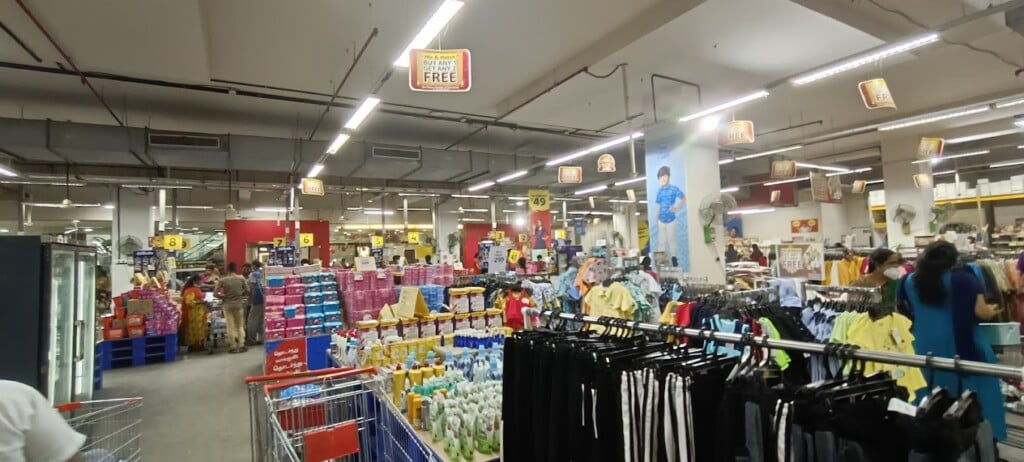 Reliance Mall Tirunelveli - 4