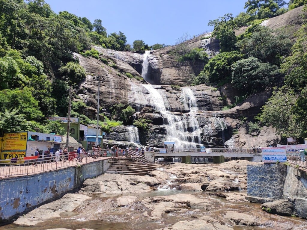 Petchiammal Travels(Car, van, tourist bus rental service) - 2