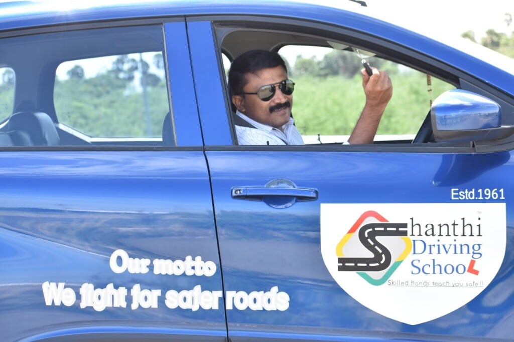 Shanthi Driving School, Tirunelveli