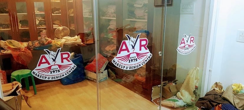 AVR MAKEUP & DESIGN CENTRE