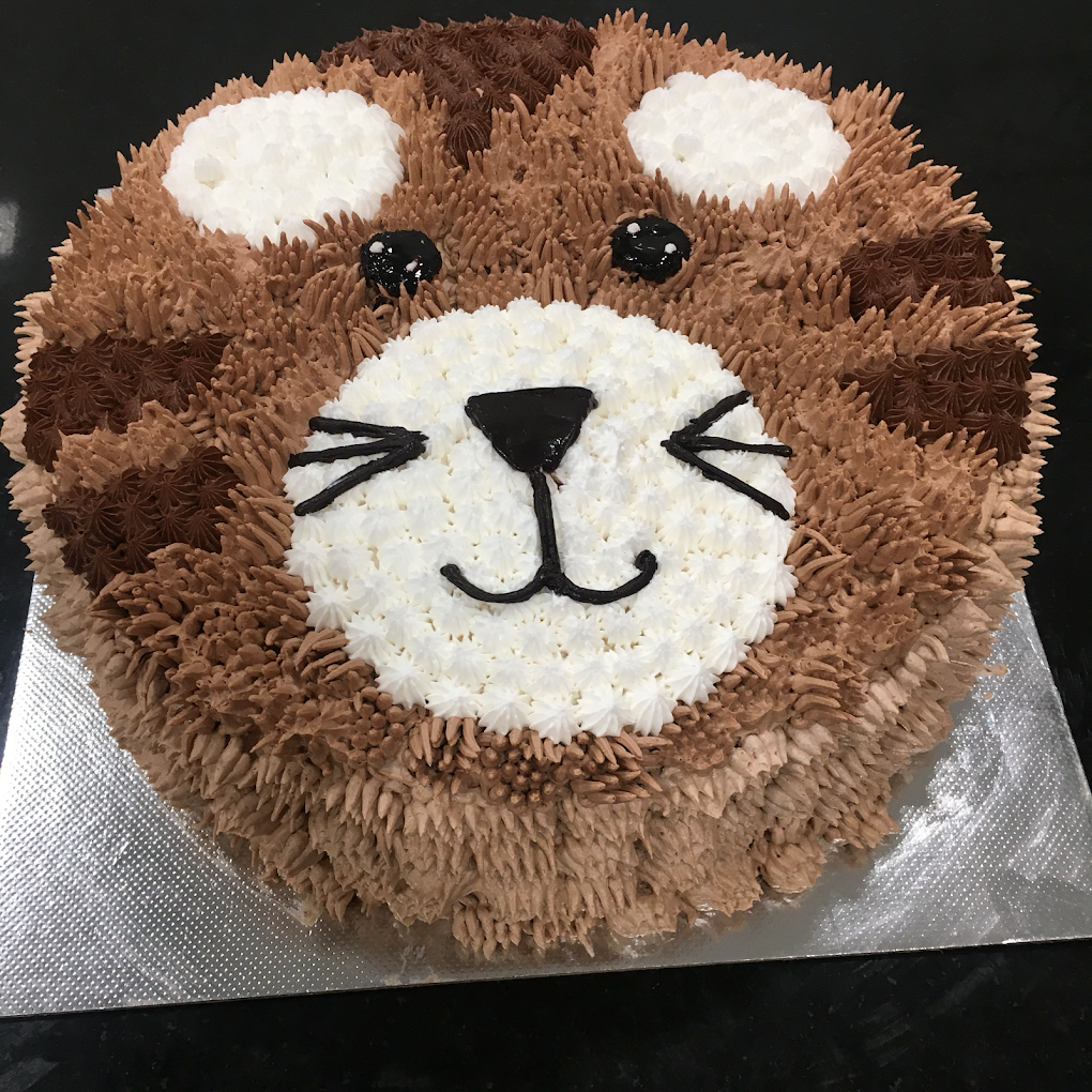 Eeebees cake shop - 2