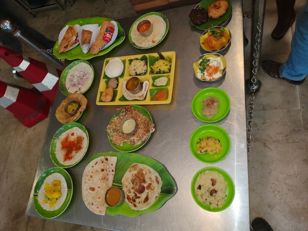 Thulasi Veg Cafe - 4