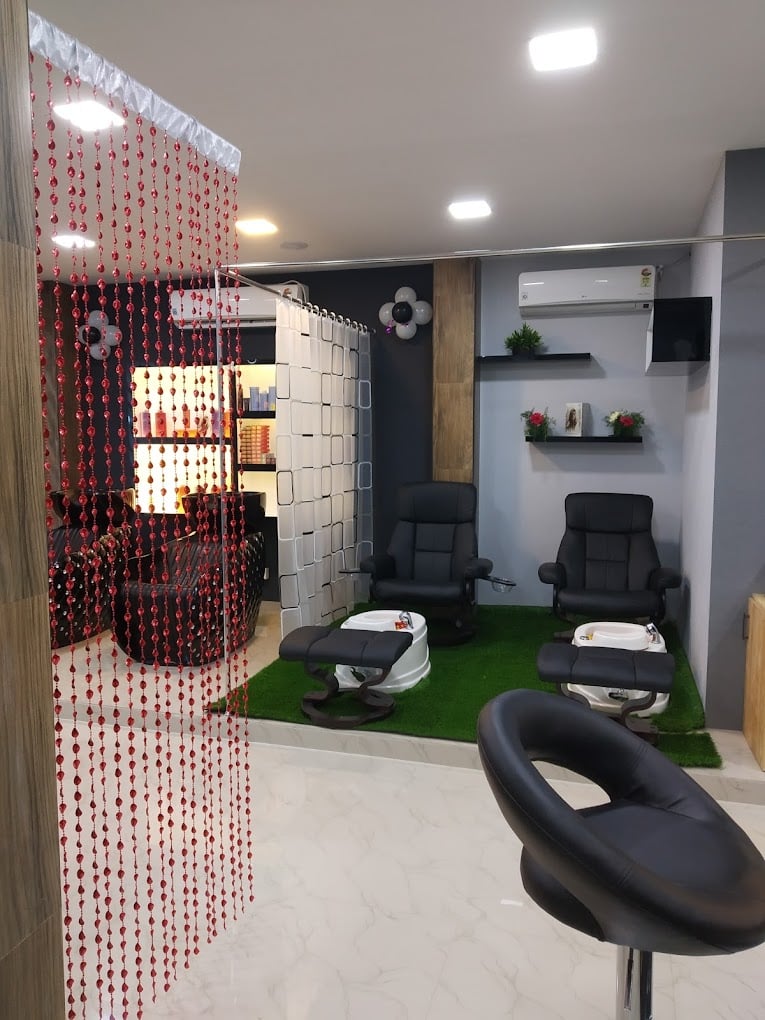 Layers Family salon and Spa - 3