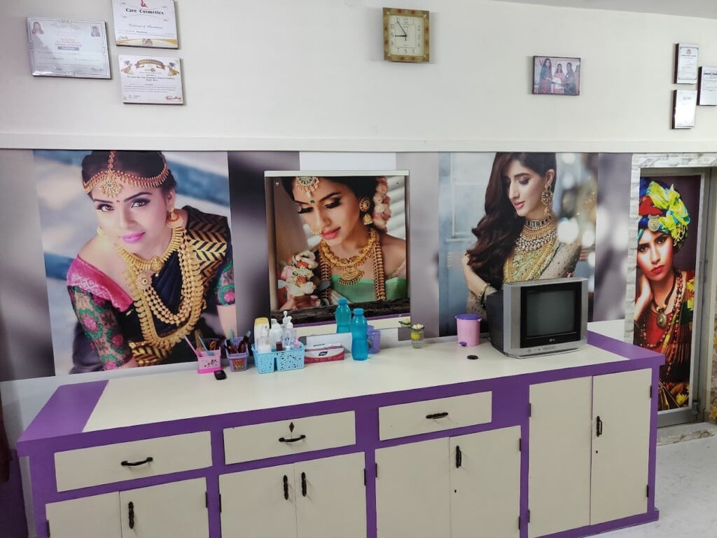 Jai Meeras Beauty Parlour
