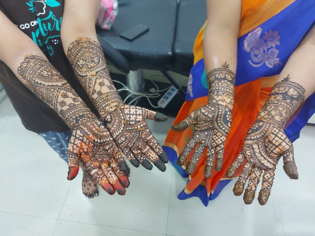 Dinesh Family Beauty Parlour & spa - 5