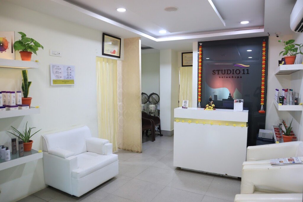 STUDIO11 Family Salon Thindal Erode - 2