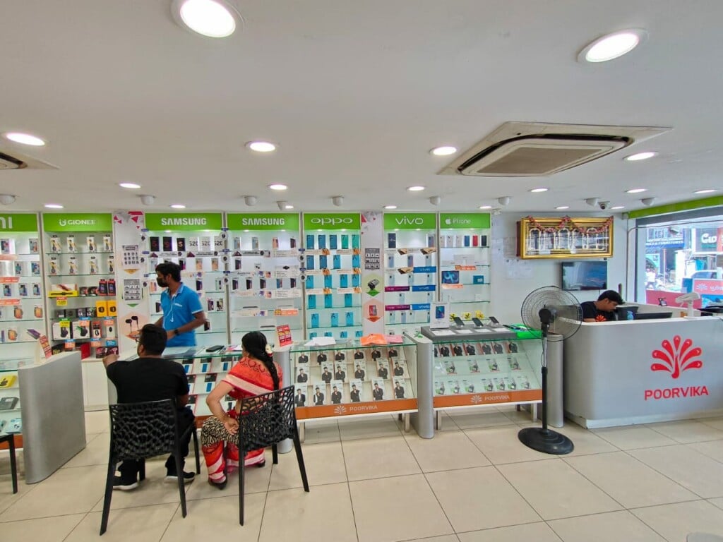 Poorvika Mobiles Erode - EVN Road - 5