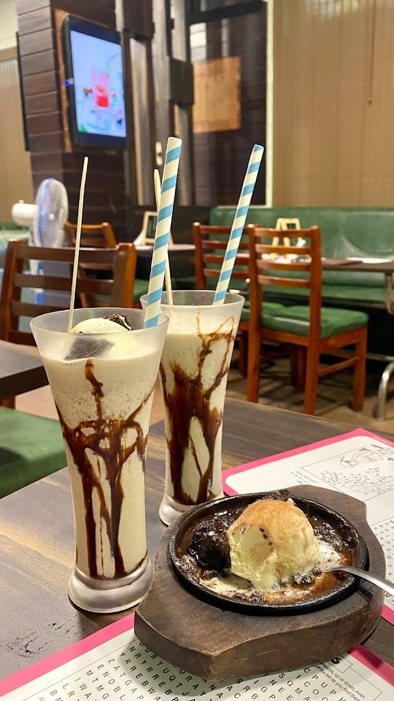 Liquidzz Juice Cafe - 2