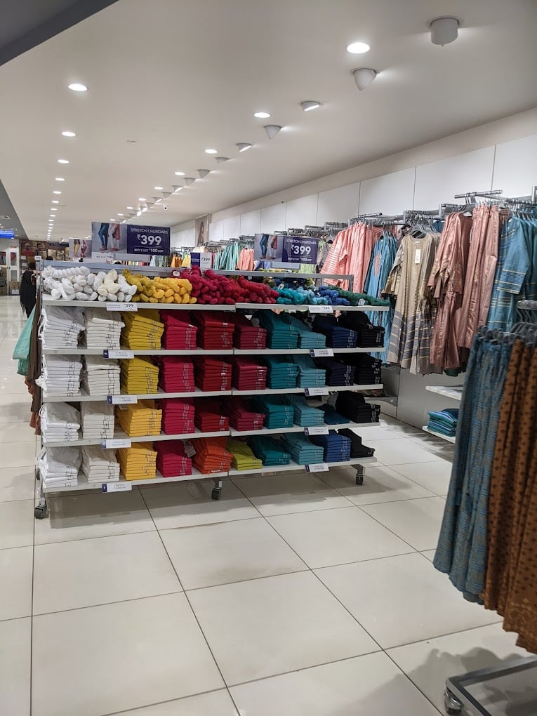 MAX FASHION ERODE - 2