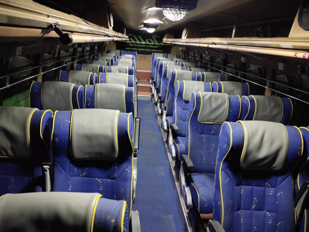 Jolly Tours and Travels - 4