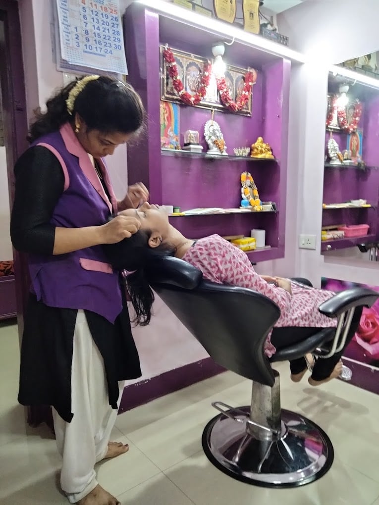 Bindhu Beauty Care & Spa - 4