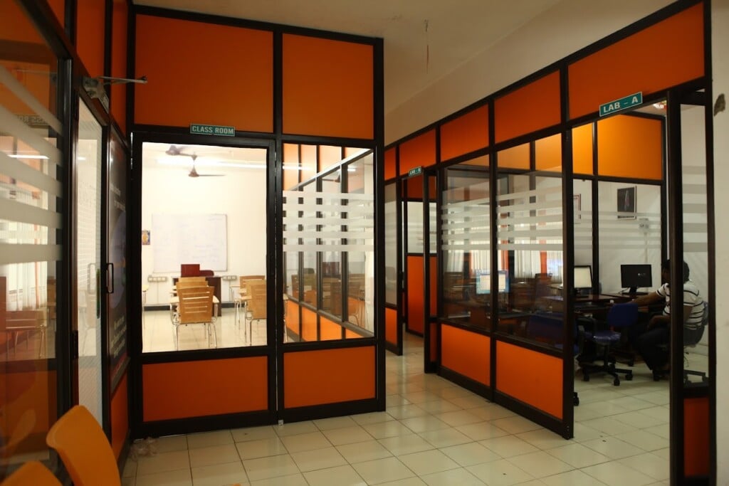 ETS Academy- Erode, python, java, php, software testing, digital marketing, tally, Auto cad, hardware, networking training