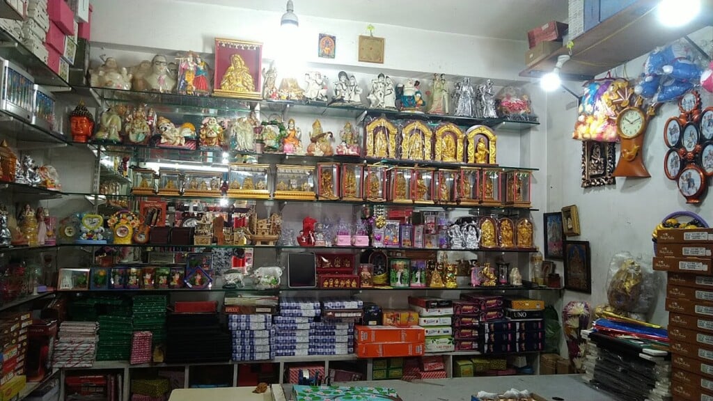 Dhanalakshmi Gifts & Toys - 4