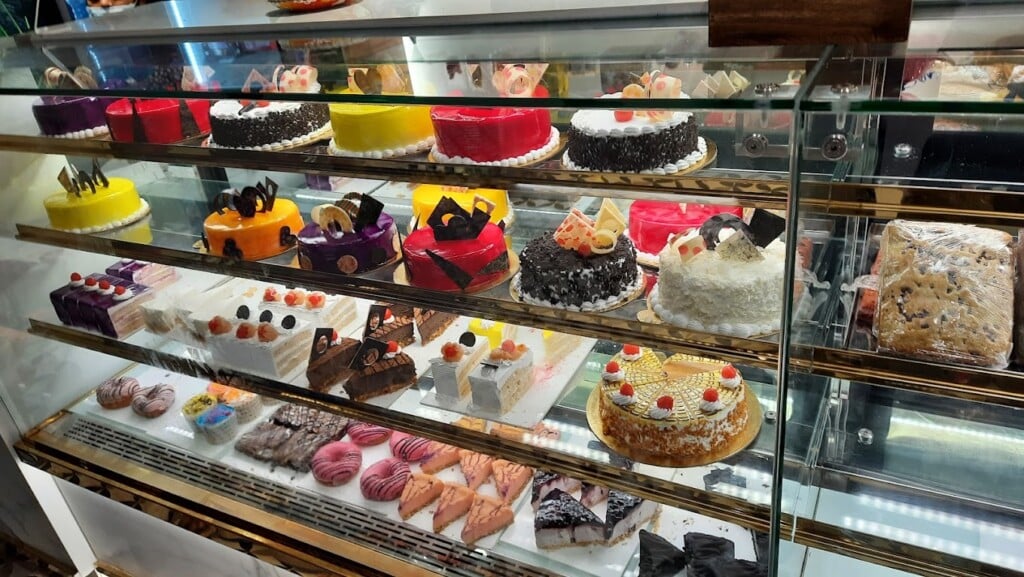 Utthama Sweets (A Unit Of D.R. Utthama Hotel) Tirupati - 4