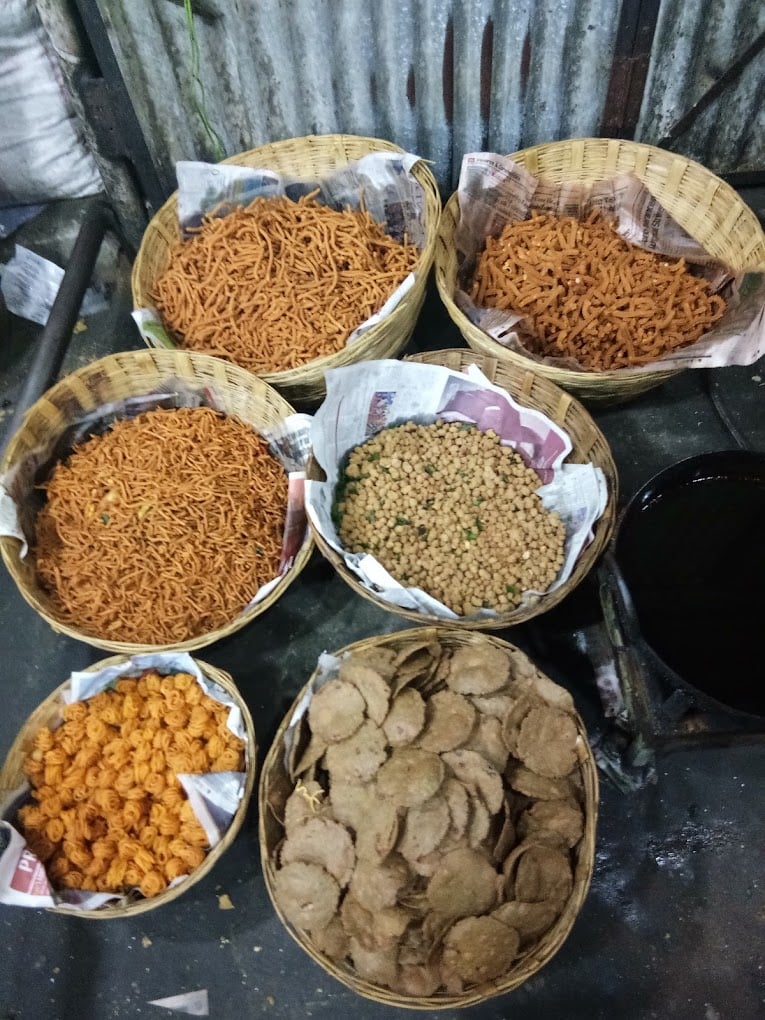 Vinayaka ariselu center - 4