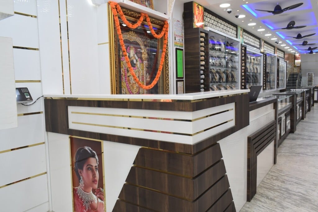 S. M. GOLD COVERING - 2