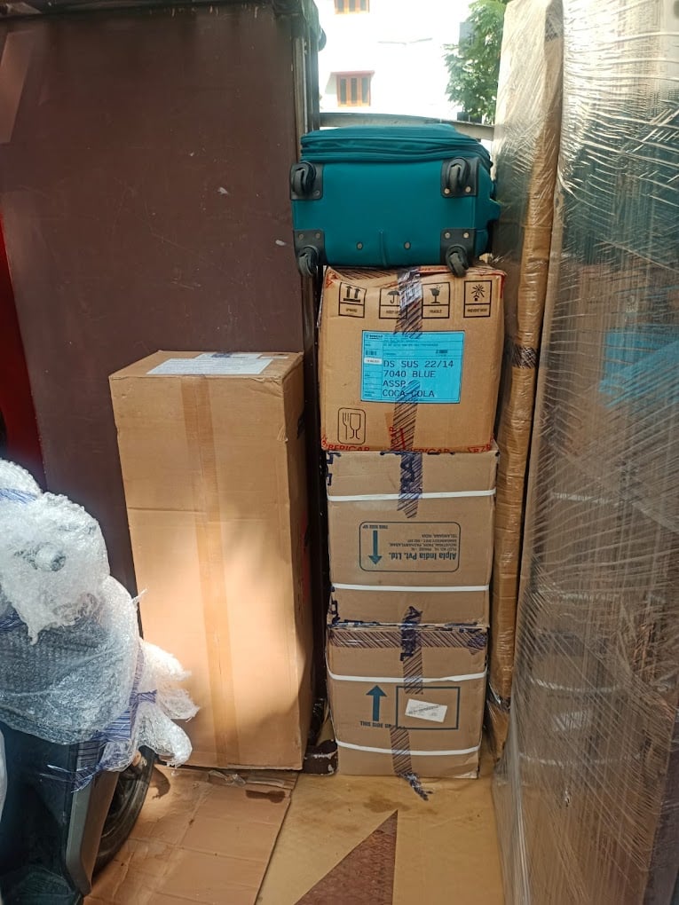 SRI CHANDANA PACKERS AND MOVERS - 4