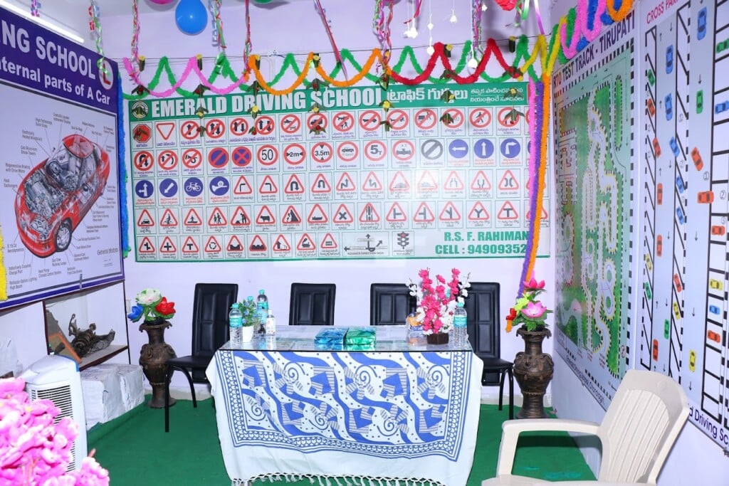 Emerald Driving School - 3