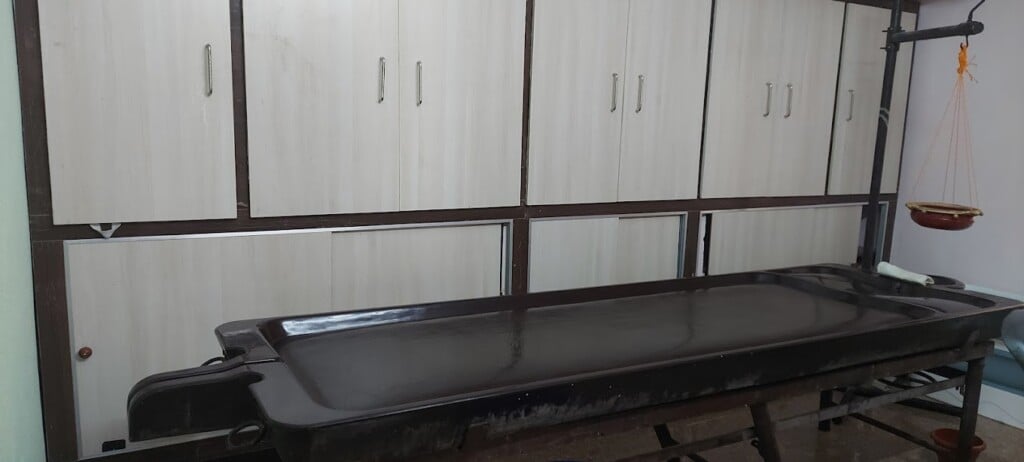 ATHARWA AYURVEDA MASSAGE CENTRE - 5