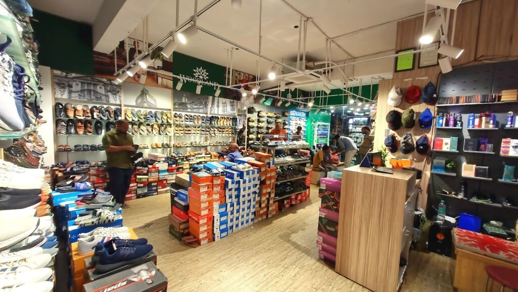 WOODLAND ATIDUDE SHOE-SKECHERS,BIRKENSTOCK,HAPPENSTANCE,PUMA,CROCS,ADIDAS,LEE COOPER - 2