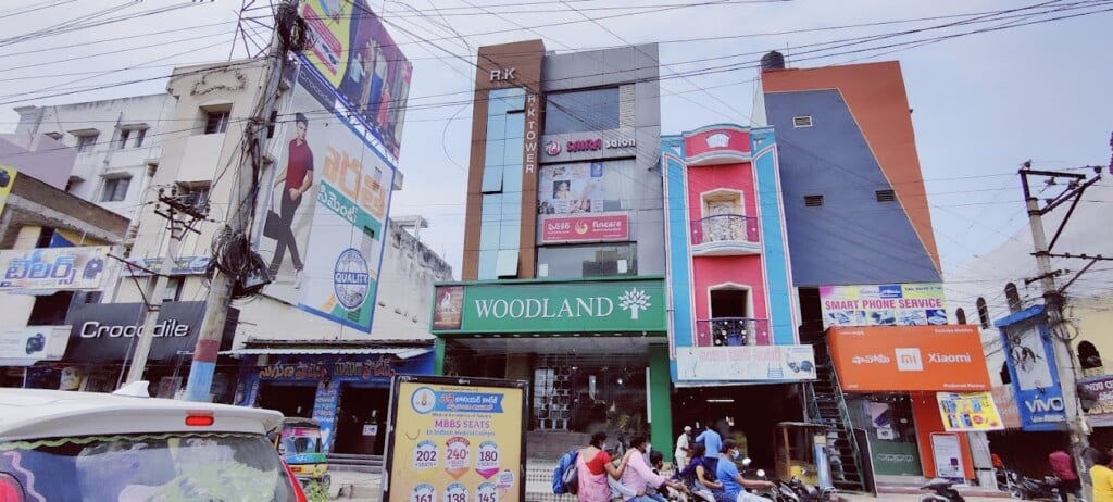 WOODLAND ATIDUDE SHOE-SKECHERS,BIRKENSTOCK,HAPPENSTANCE,PUMA,CROCS,ADIDAS,LEE COOPER - 4