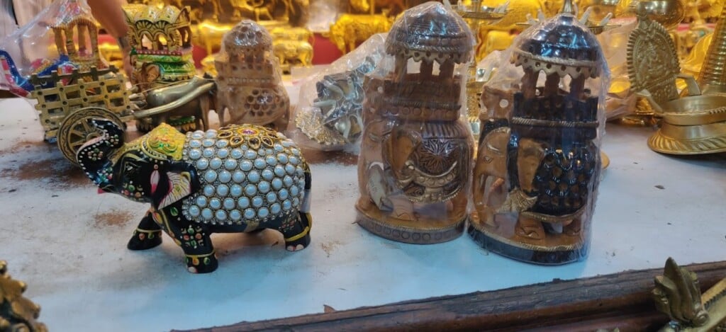 Modern Gift Centre - 5