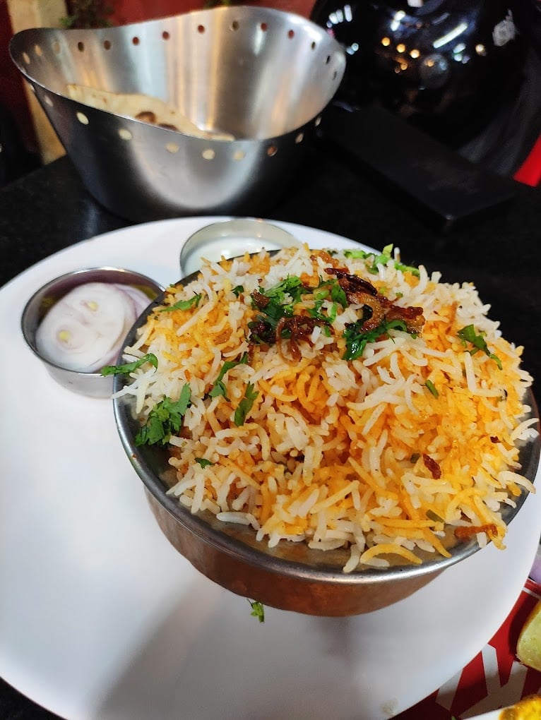 Sitara Veg Restaurant - 2