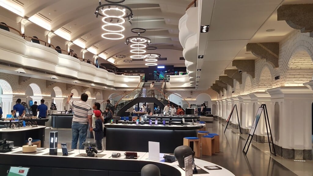 Samsung Opera House (Largest Exclusive Store and Experience Centre) - 3