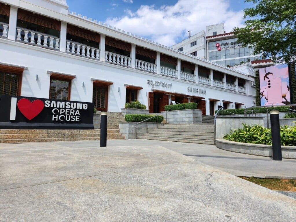 Samsung Opera House (Largest Exclusive Store and Experience Centre)