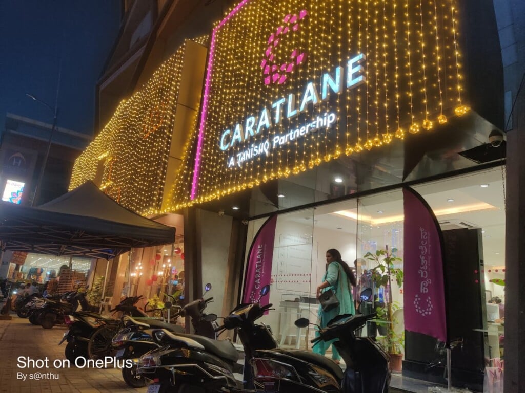 CaratLane Electronic City - 4
