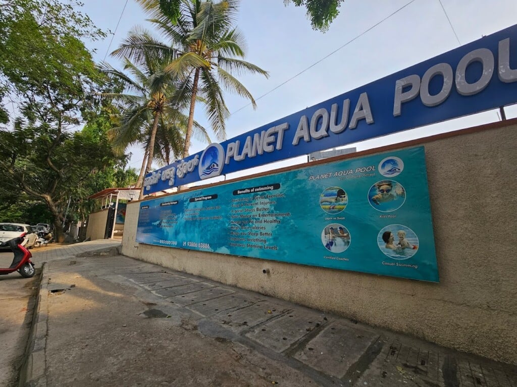 Planet Aqua Pool