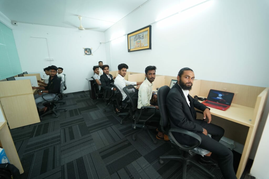 Bangalore Job Hub (BPO Job Placement) - 3